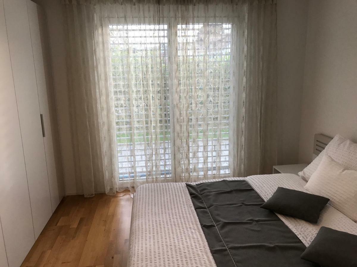 Skender'S Apartment อินเทอร์ลาเคน ภายนอก รูปภาพ